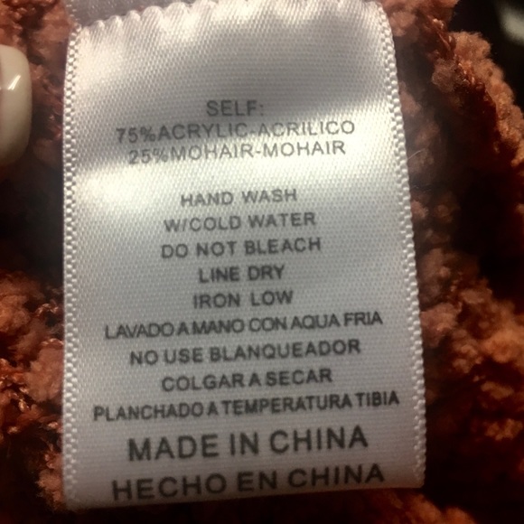 Fuzzy textured cardigan - Picture 2 of 2